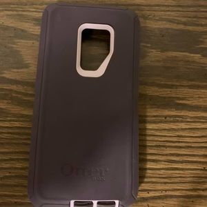 Galaxy 9+ Otterbox Defender￼